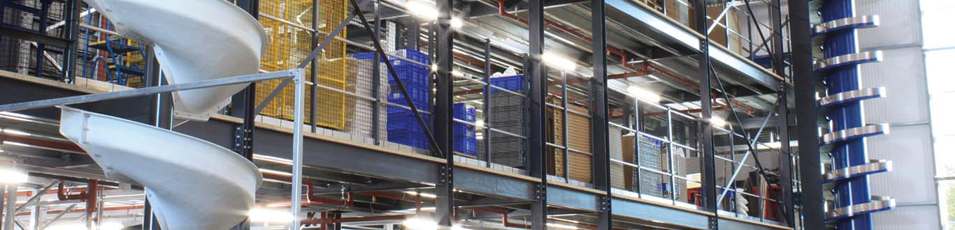 Multi-tier racking with spiral conveyors