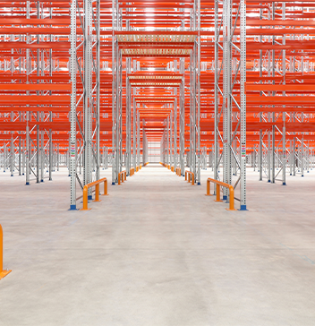 Wide Aisle Racking Full view of adjustable pallet racking